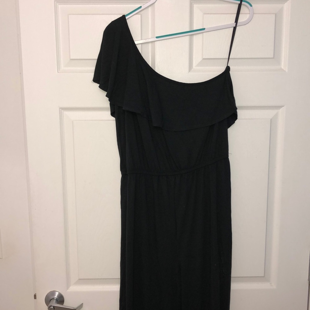 NWOT JustFab 1 Shoulder Ruffled Jumpsuit